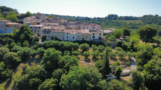 Maison 4 pièces 100 m² · à Baudinard-sur-Verdon · 100 m² · 453 000 €