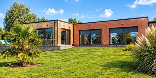 Maison 6 pièces 290 m² · à Louvignies-Quesnoy · 290 m² · 825 000 €