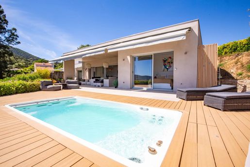 Maison 5 pièces 197 m² · à Ajaccio · 197 m² · 1 828 000 €