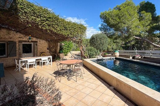 Immeuble 4 pièces 450 m² · à Bages · 450 m² · 795 000 €