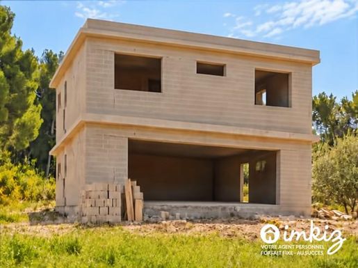Maison 5 pièces 210 m² · à Marignane · 210 m² · 550 000 €