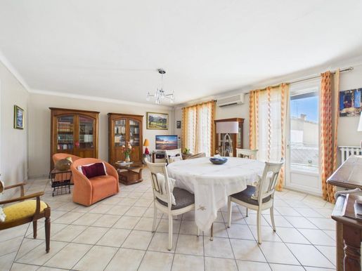 Appartement 4 pièces 96 m² · à Avignon · 96 m² · 162 000 €