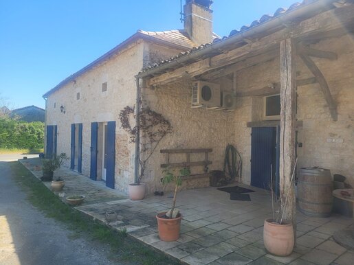 Maison 10 pièces 216 m² · à Sigoulès-et-Flaugeac · 216 m² · 327 600 €