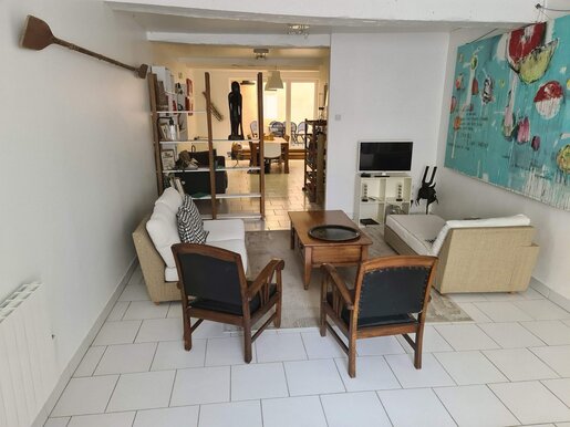 Maison 5 pièces 141 m² · à Lauzun · 141 m² · 164 000 €