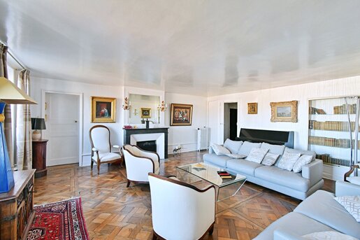 Appartement 6 pièces 207 m² · à Clermont-Ferrand · 207 m² · 365 000 €