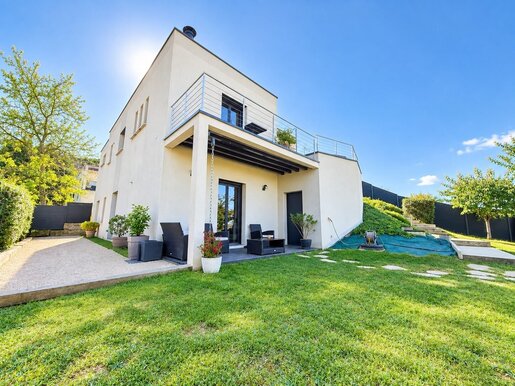 Maison 5 pièces 124 m² · à Montanay · 124 m² · 580 000 €