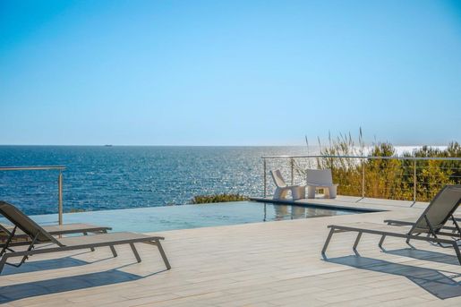 Maison 6 pièces 191 m² · à Carqueiranne · 191 m² · 2 990 000 €