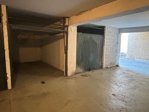 Parking 12 m² · à Grasse · 12 m² · 25 000 €