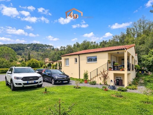 Maison 4 pièces 100 m² · à Ucel · 100 m² · 344 000 €