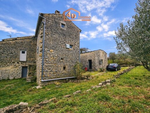 Maison 4 pièces 114 m² · à Labeaume · 114 m² · 199 500 €
