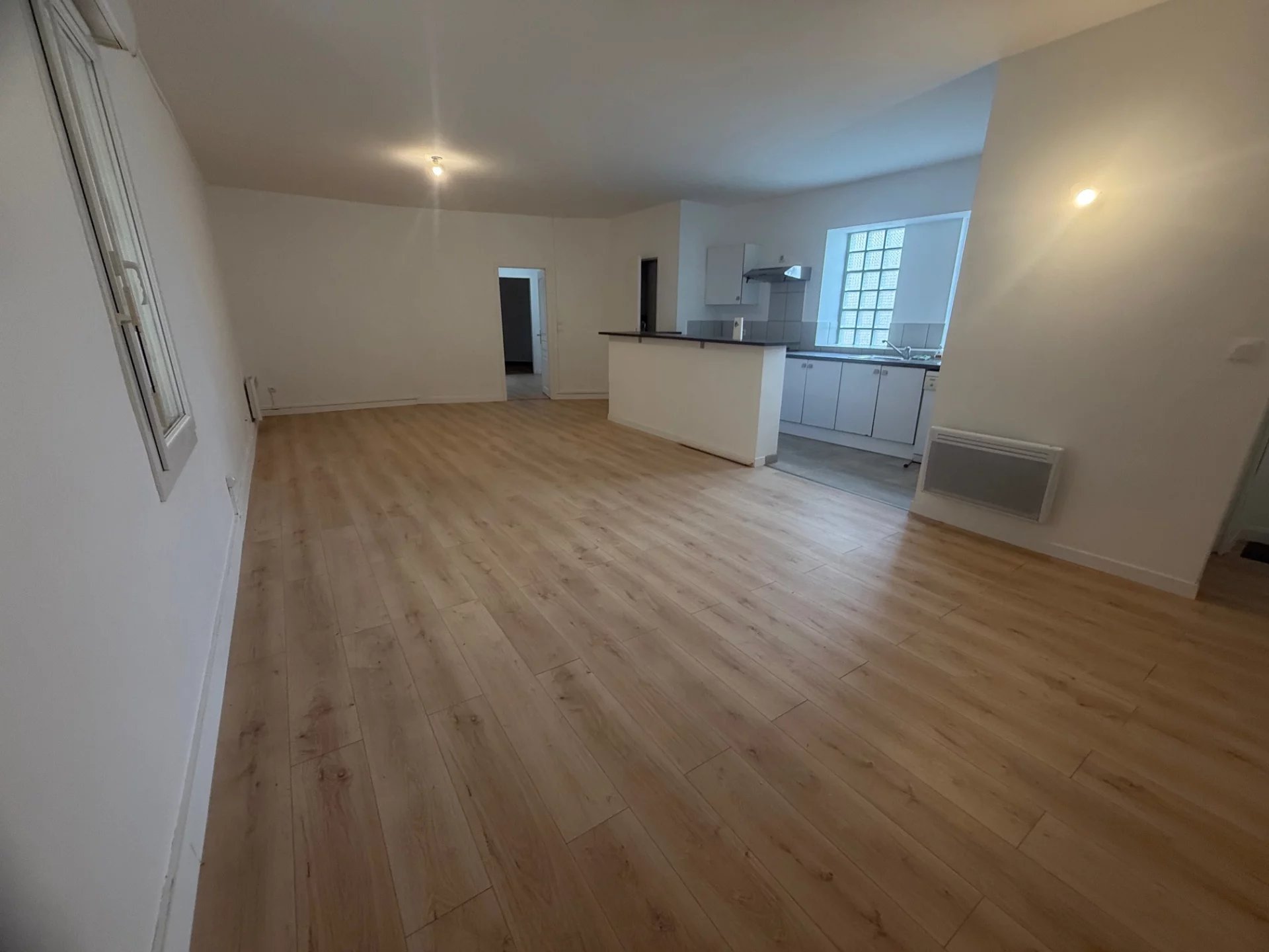Purchase: Apartment (11100)