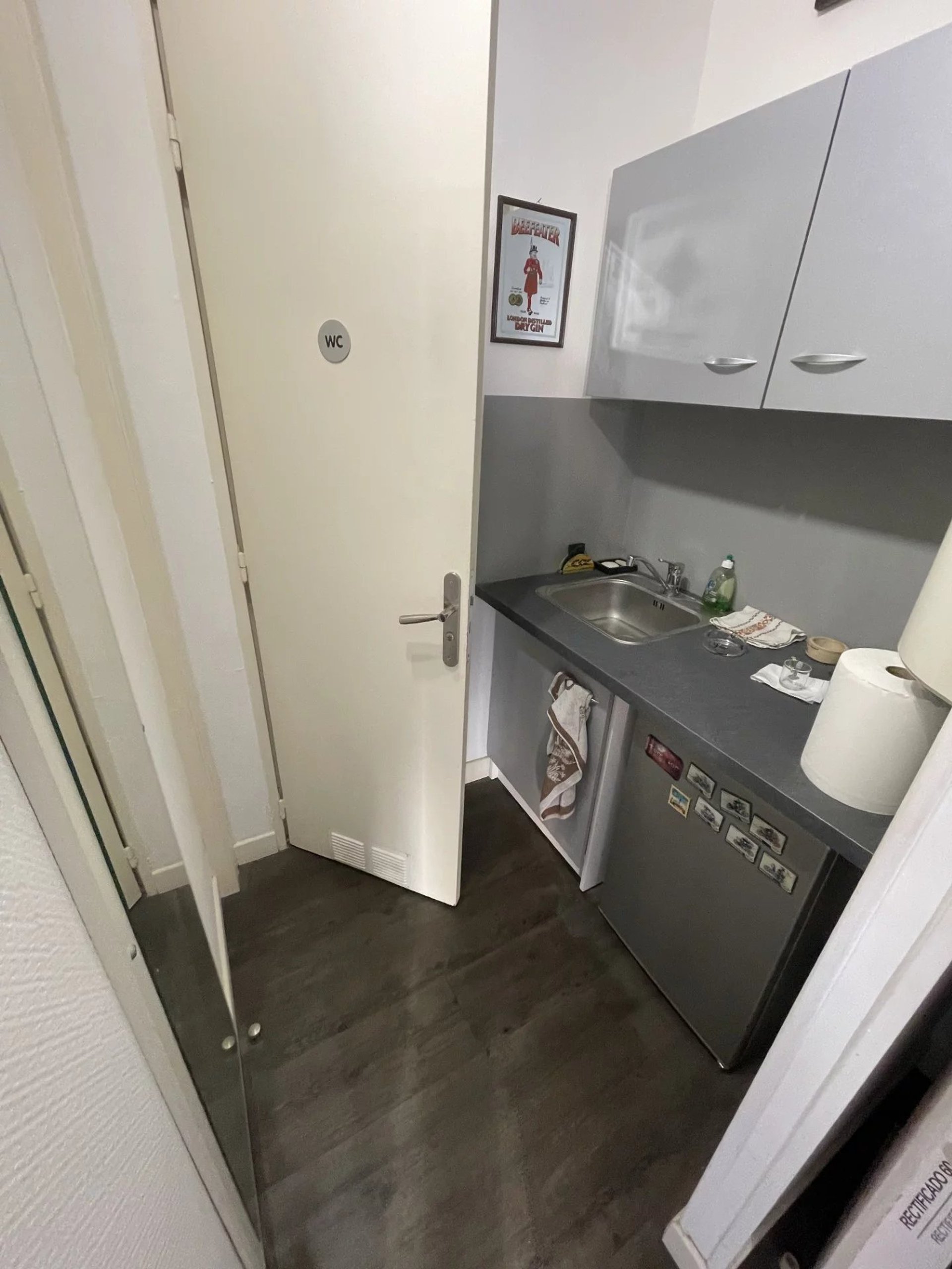 Nice – Premium Location | Business For Sale With Option To Purchase The Premises - Vue 3