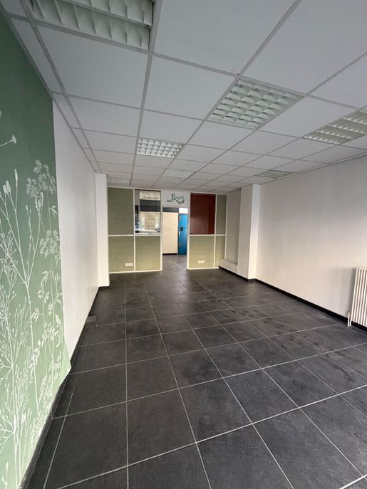 Local commercial · Chalon-sur-Saône (Saône-et-Loire) · 54 800 €