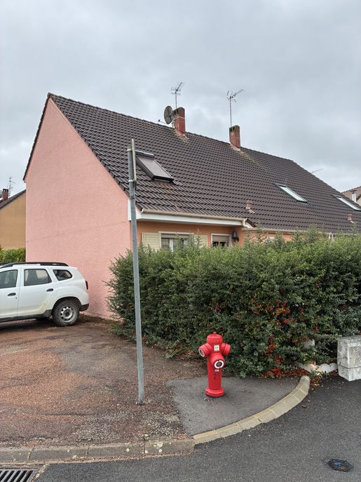Maison 5 pièces 90 m² · à Châtenoy-le-Royal · 90 m² · 150 000 €