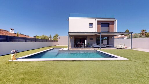 Maison 5 pièces 176 m² · à Agde (cap d'Agde) · 176 m² · 1 080 000 €