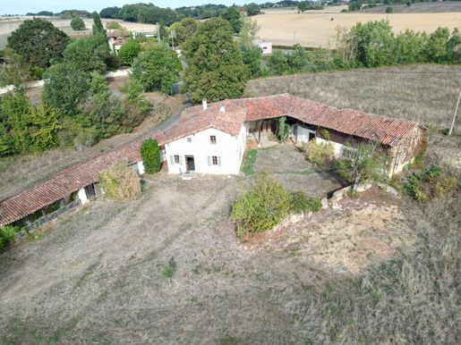 Maison 6 pièces 190 m² · à Masseube · 190 m² · 230 000 €