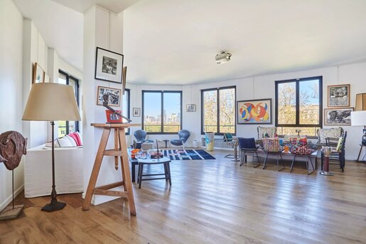 Appartement 6 pièces 240 m² · à Paris 16ème · 240 m² · 3 370 000 €