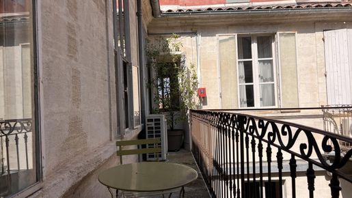 Appartement 5 pièces 102 m² · à Avignon · 102 m² · 300 000 €