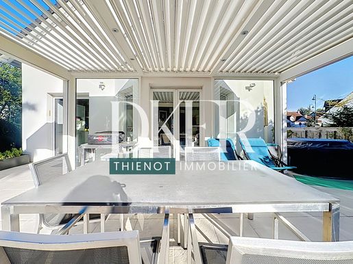Maison 6 pièces 214 m² · à Bezannes · 214 m² · 849 000 €