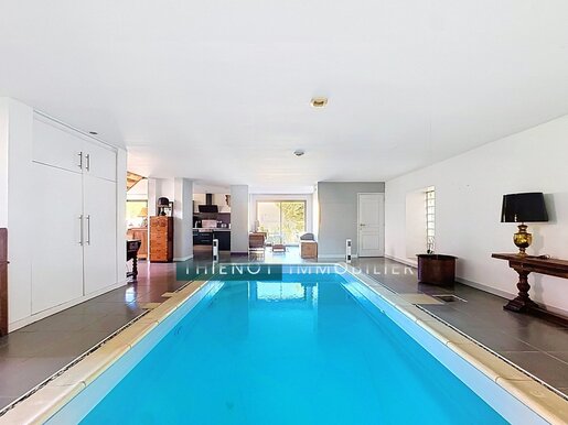 Maison 7 pièces 317 m² · à Pontfaverger-Moronvilliers · 317 m² · 365 700 €