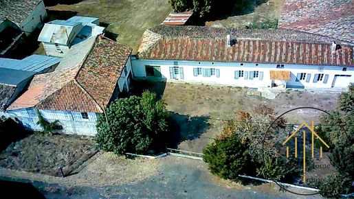 Maison 4 pièces 150 m² · à Guimps · 150 m² · 274 900 €