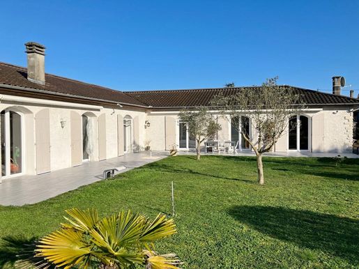 Maison 5 pièces 170 m² · à Angoulême · 170 m² · 340 000 €