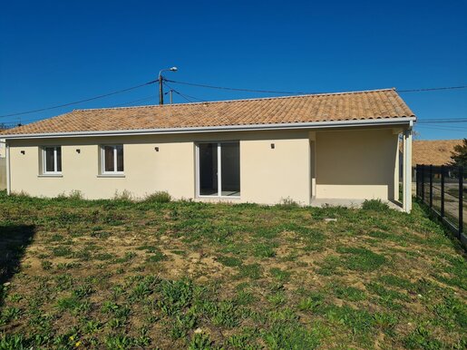Maison 5 pièces 105 m² · à Saint-Seurin-de-Cursac · 105 m² · 248 500 €