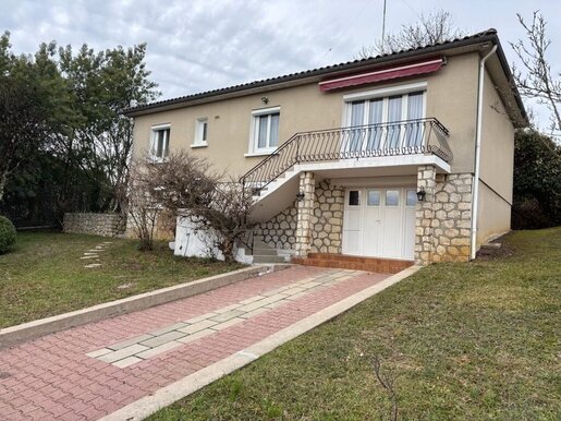 Maison 6 pièces 138 m² · à Saint-André-de-Cubzac · 138 m² · 160 000 €