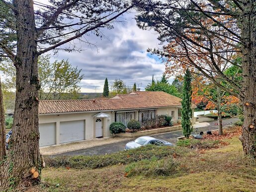 Maison 6 pièces 152 m² · à Saint-Romain-la-Virvée · 152 m² · 348 000 €