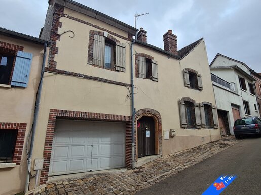 Maison 9 pièces 185 m² · à Joigny · 185 m² · 86 000 €