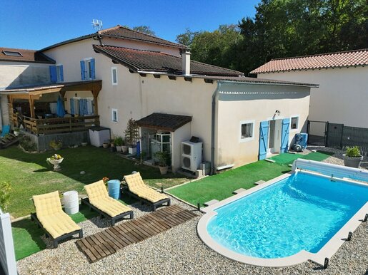 Maison 7 pièces 210 m² · à Chaponnay · 210 m² · 649 000 €