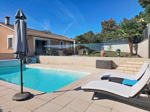 Maison 6 pièces 140 m² · à Dommartin · 140 m² · 635 000 €