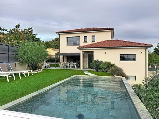 Maison 6 pièces 145 m² · à Montagny · 145 m² · 749 000 €