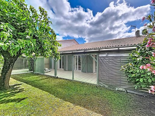 Maison 6 pièces 143 m² · à Saint-Médard-en-Jalles · 143 m² · 399 000 €