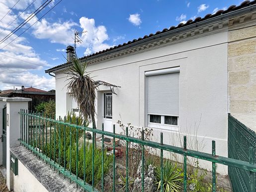 Maison 4 pièces 95 m² · à Saint-Médard-en-Jalles · 95 m² · 357 000 €