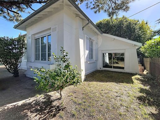 Maison 6 pièces 127 m² · à Saint-Médard-en-Jalles · 127 m² · 499 900 €