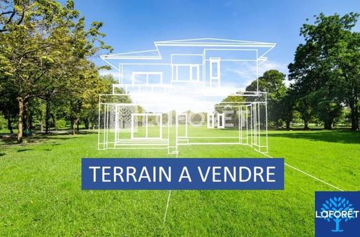Terrain 500 m² · à Saint-Médard-en-Jalles · 198 000 €