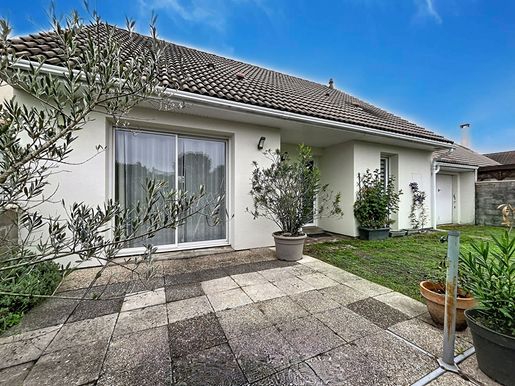 Maison 5 pièces 102 m² · à Saint-Médard-en-Jalles · 102 m² · 368 400 €