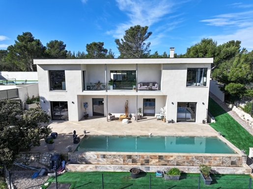 Maison 9 pièces 205 m² · à Vedène · 205 m² · 1 150 000 €