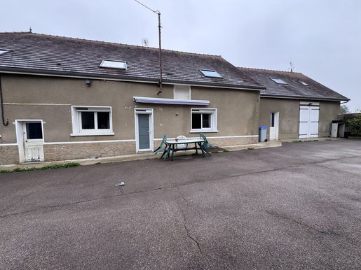Maison 6 pièces 193 m² · à Lantages · 193 m² · 199 000 €