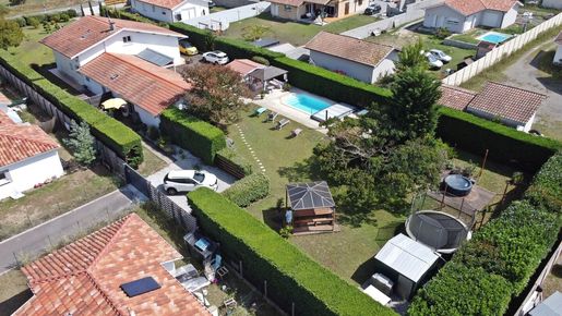 Maison 10 pièces 220 m² · à Magescq · 220 m² · 598 000 €