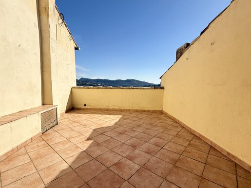 Maison 6 pièces 107 m² · à La Cadière-d'Azur · 107 m² · 399 000 €