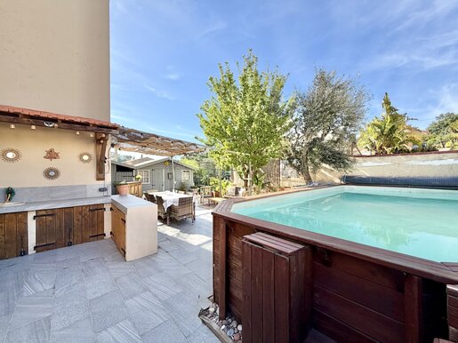 Maison 4 pièces 82 m² · à La Seyne-sur-Mer · 82 m² · 384 000 €