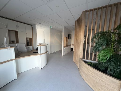 Maison 23 pièces 347 m² · à Mâcon · 347 m² · 860 000 €