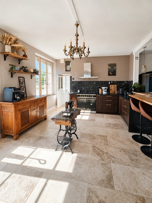 Maison 10 pièces 375 m² · à Sussey · 375 m² · 297 000 €