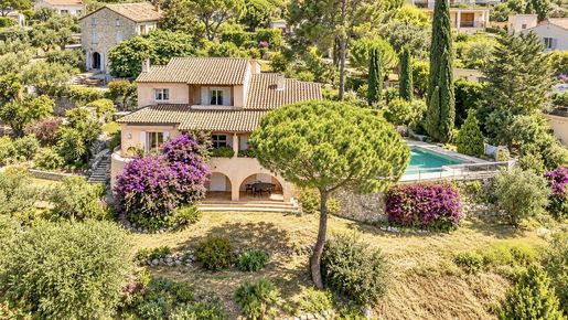 Maison 6 pièces 283 m² · à Mougins · 283 m² · 1 696 000 €