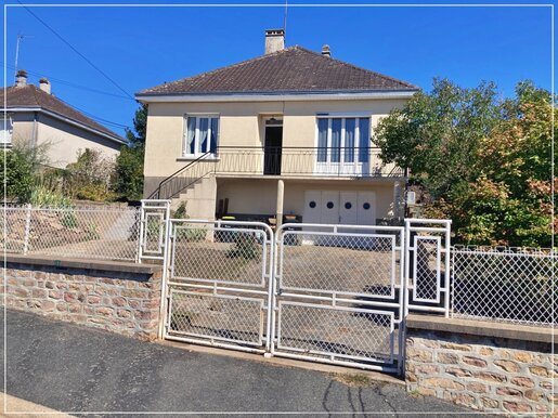 Maison 5 pièces 124 m² · à Dun-le-Palestel · 124 m² · 99 900 €
