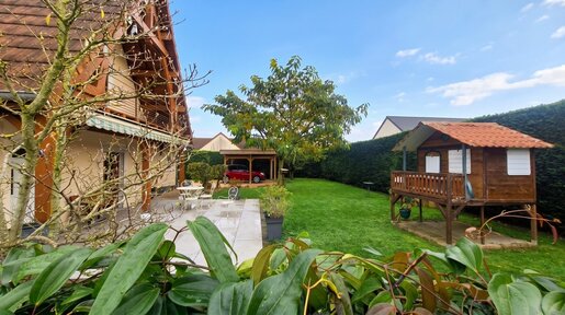 Maison 8 pièces 140 m² · à Crissey · 140 m² · 366 000 €