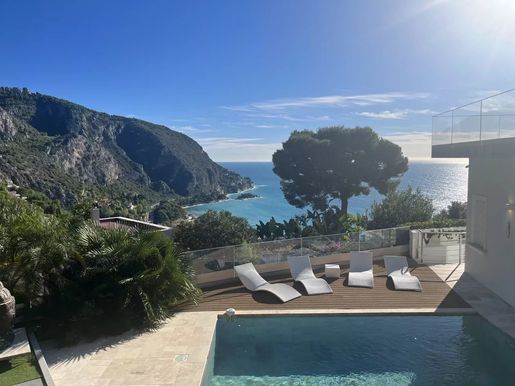 Maison 5 pièces 200 m² · à Èze · 200 m² · 3 000 000 €