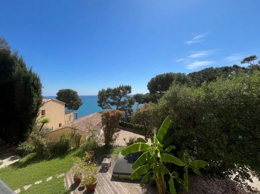 Maison 4 pièces 130 m² · à Èze · 130 m² · 1 280 000 €